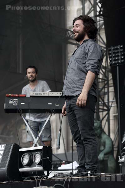 ODEZENNE - 2016-07-21 - PARIS - Parvis de l'Hotel de Ville - 